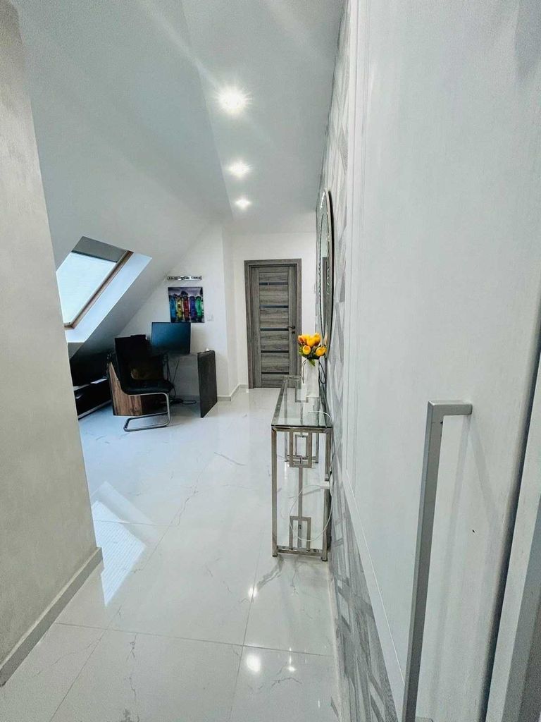 Продава се Многостаен апартамент в Пловдив, Кършияка - 158 кв.м за 2146 €/кв.м - Снимка #4
