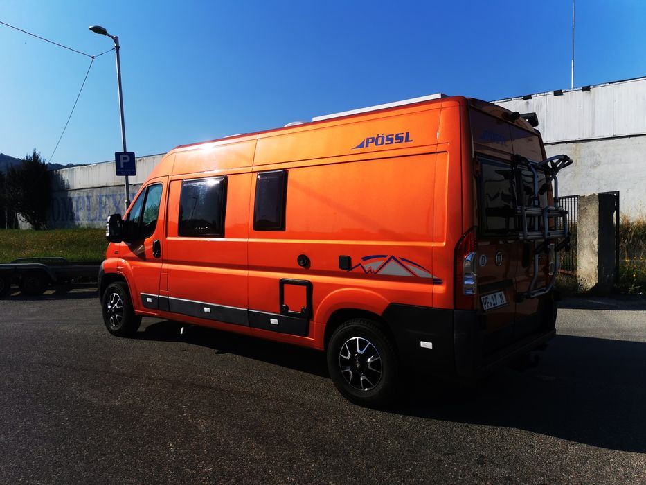 Campervan, autorulota, camper Possl 2Win, 5 locuri de dormit.