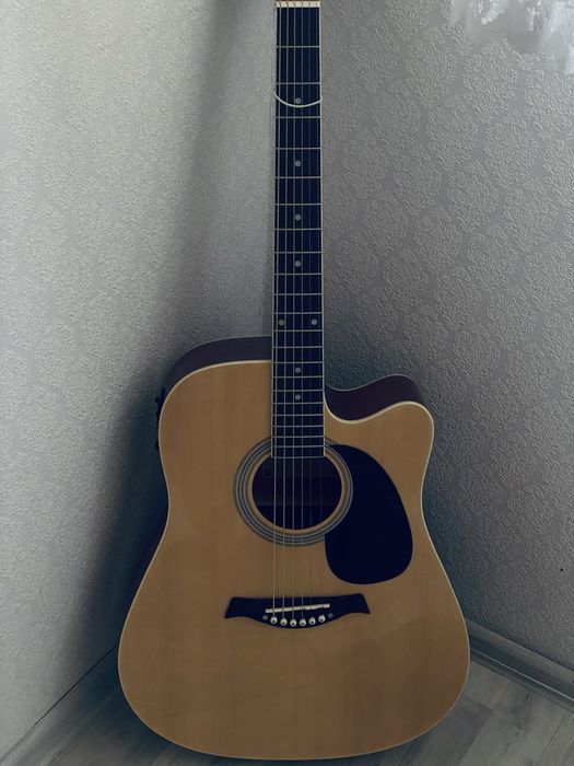 Электр-акустический гитара