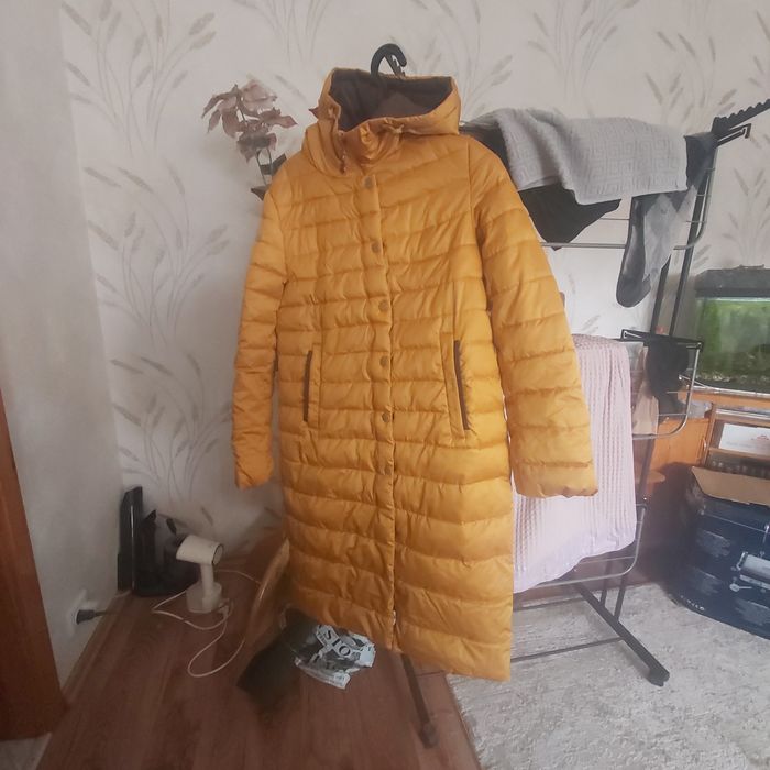 Продам верхнюю одежду