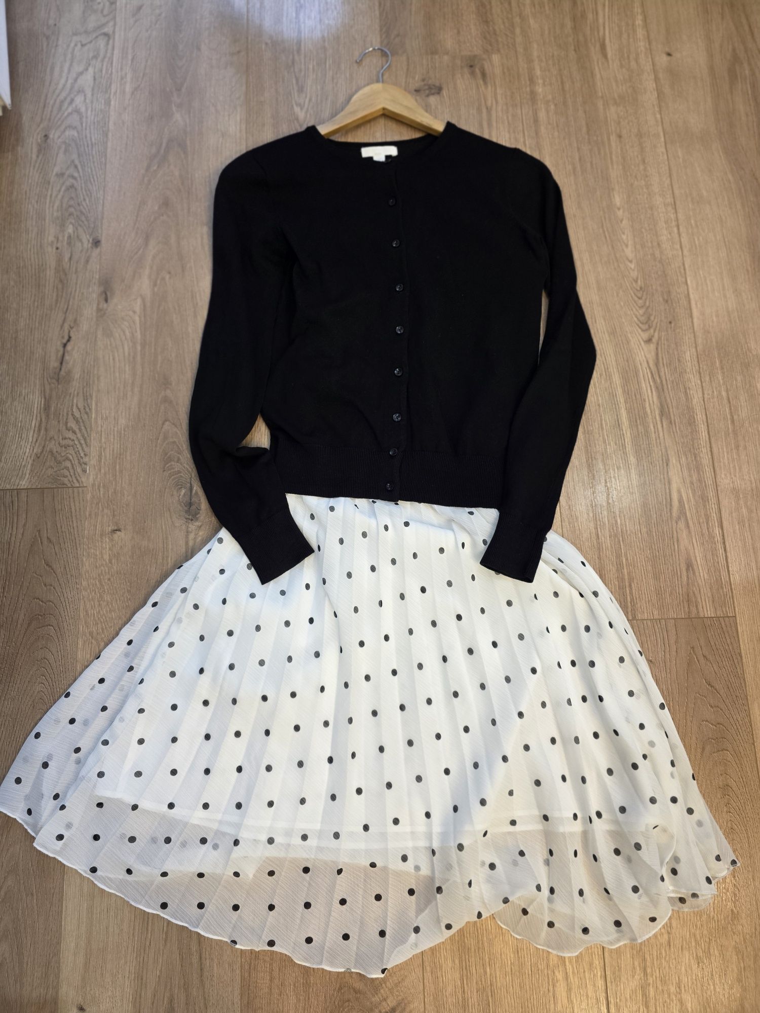 Пола на точки &жилетка h&m