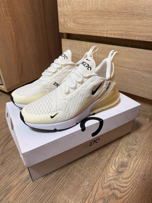 Дамски маратонки Air Max 270, номер 40