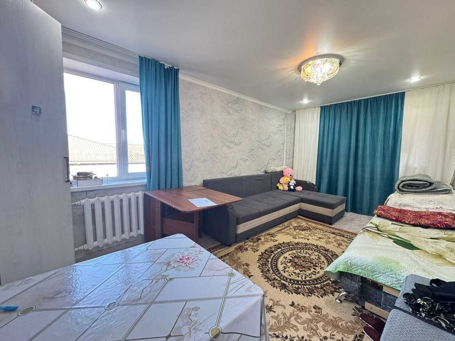 Продам 2х комн квартиру на 3 этаже 2 мкр пр.Металлургов