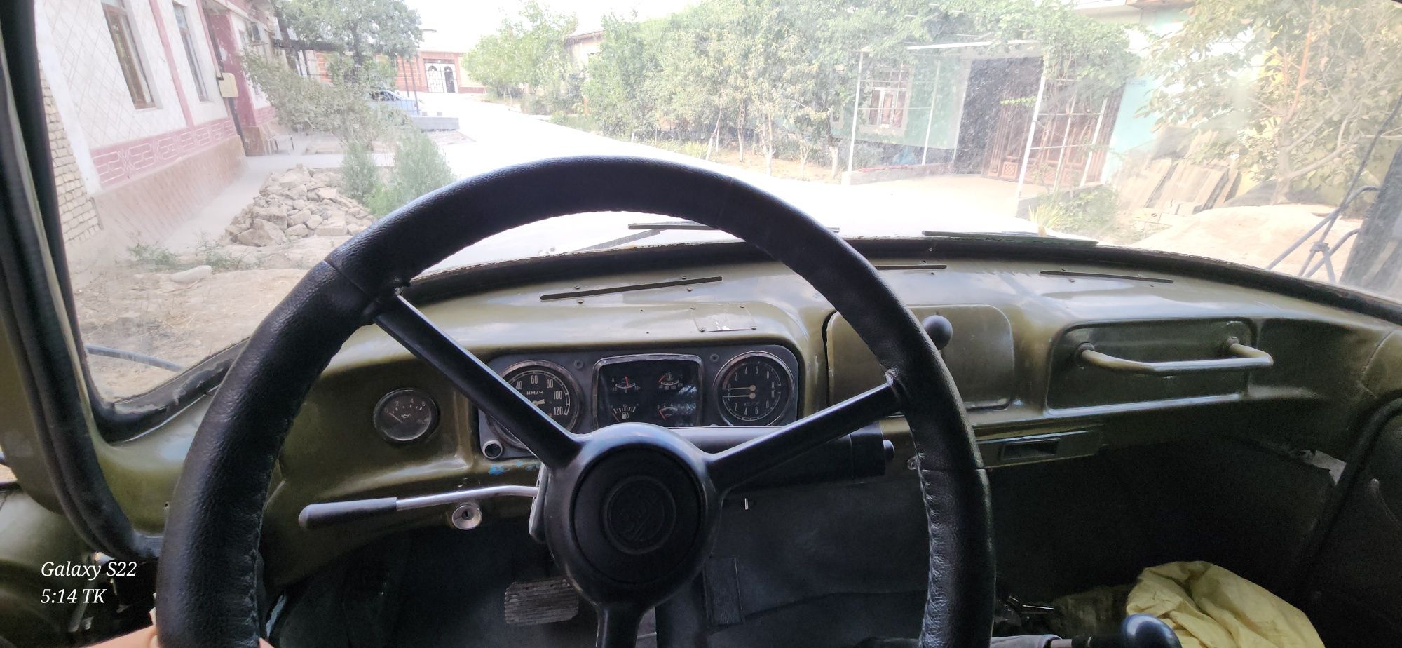 Zil 130 yuk mashina