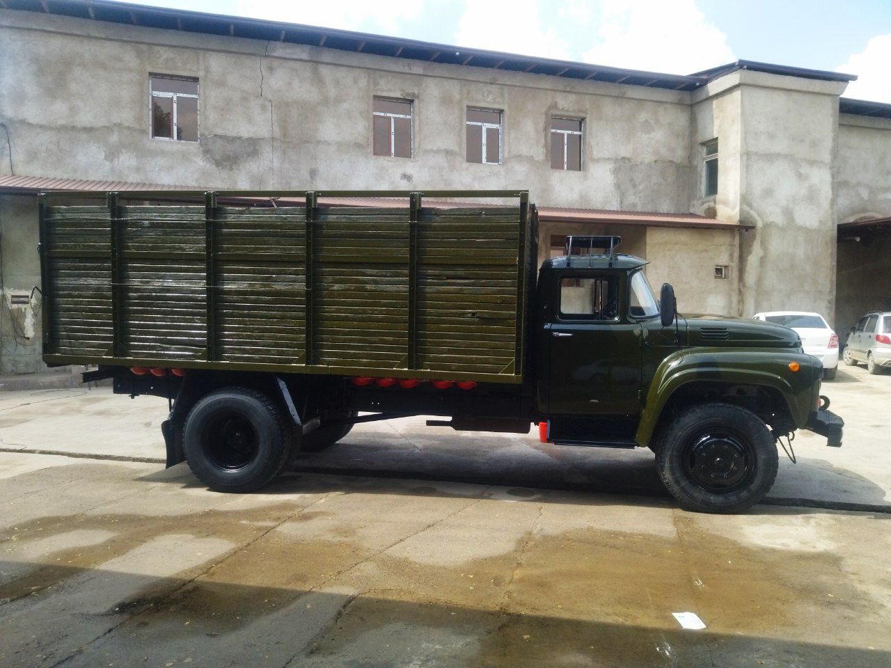 Zil 130 bartavoy