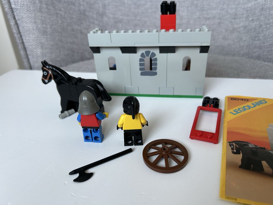 Lego Castle 6040 Blacksmith Shop