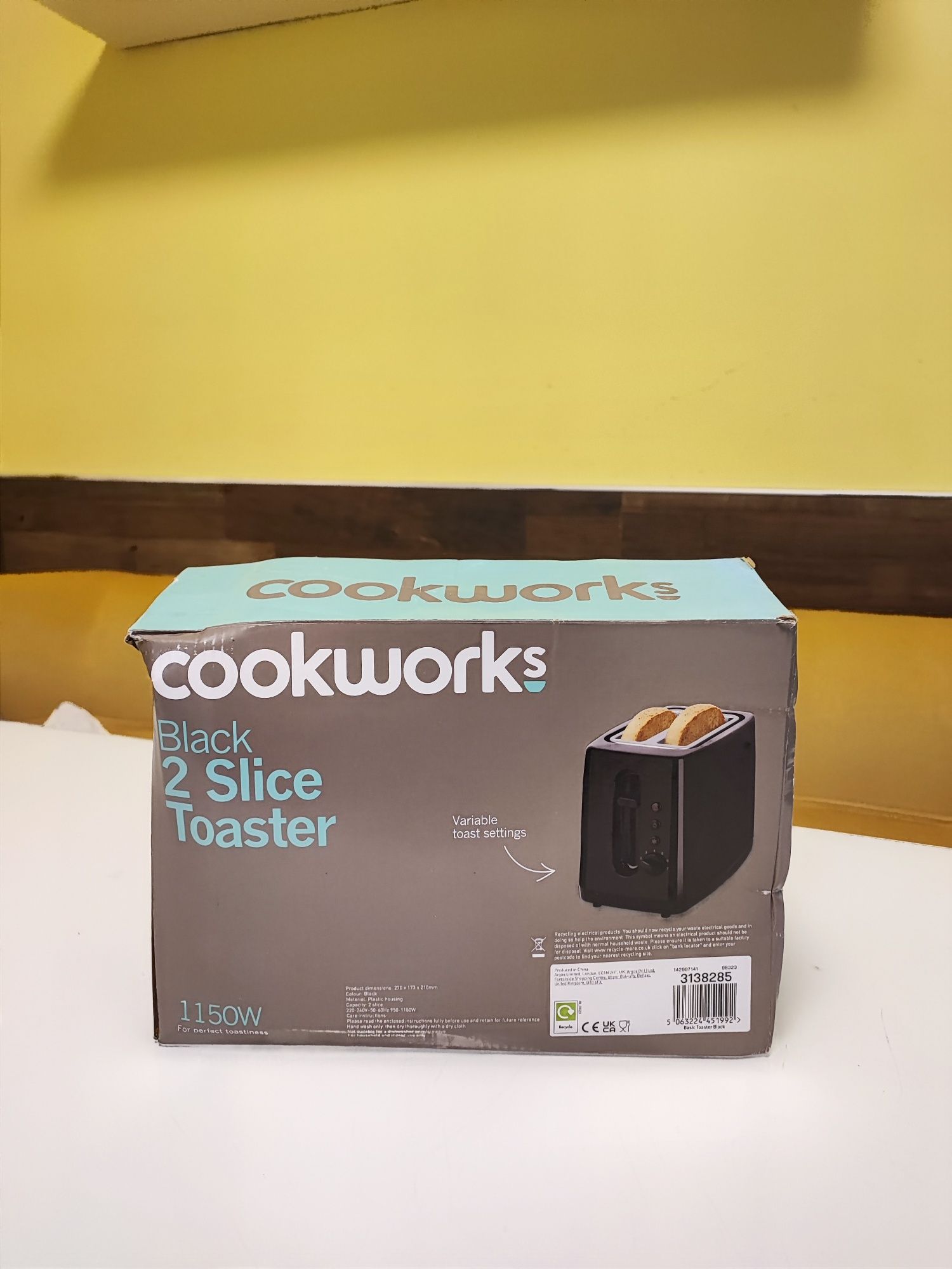 Тостер с 2 места COOKWORKS нов