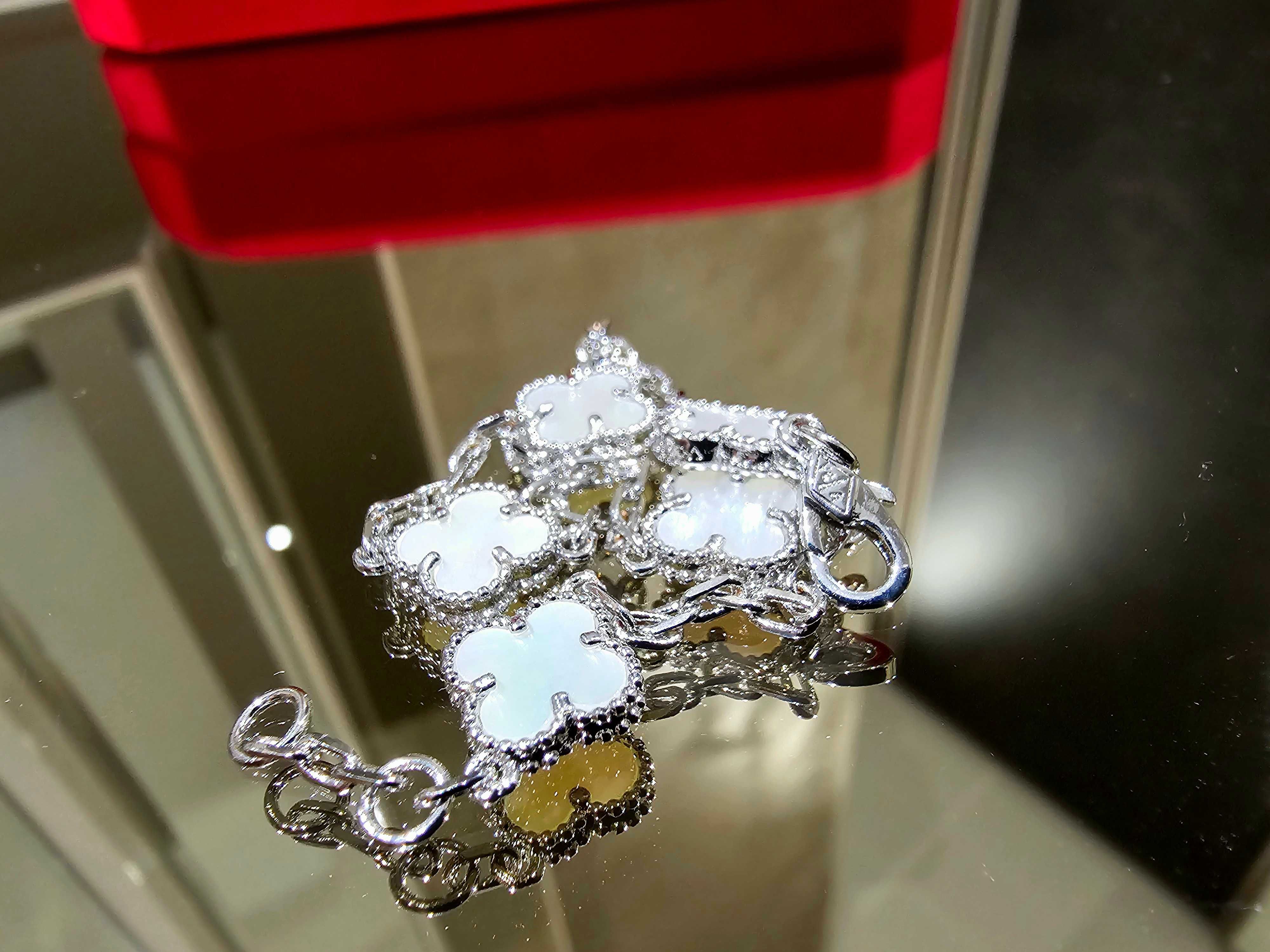 Van Cleef & Arpels VCA Silver Mother 5 Sweet Alhambra Дамска Гривна