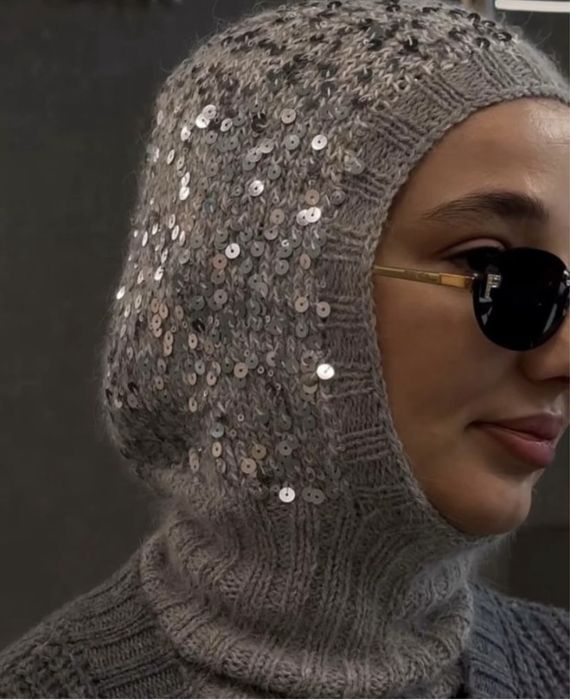 Королевская капор- балаклава.