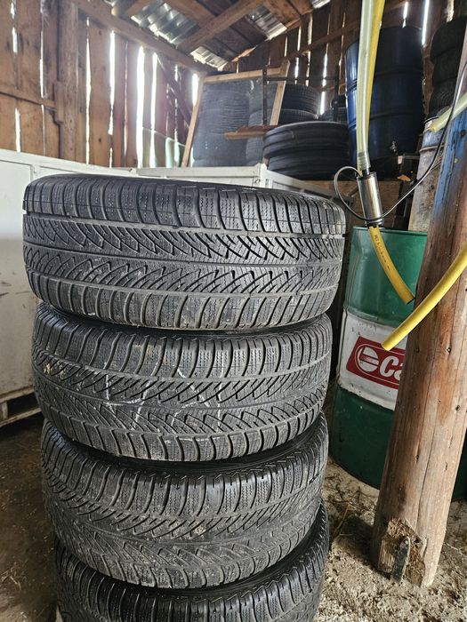 Jante cu cauciucuri  225.55.16