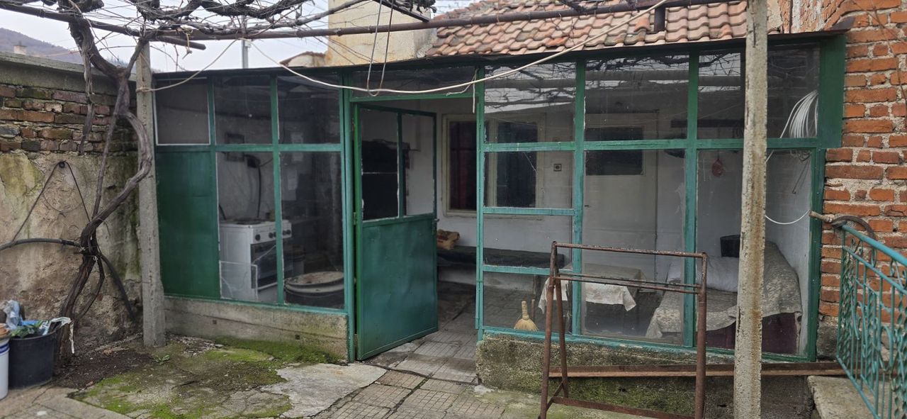 Продава се Къща в Пазарджик, Промишлена зона - 800 кв.м за 48 €/кв.м - Снимка #5