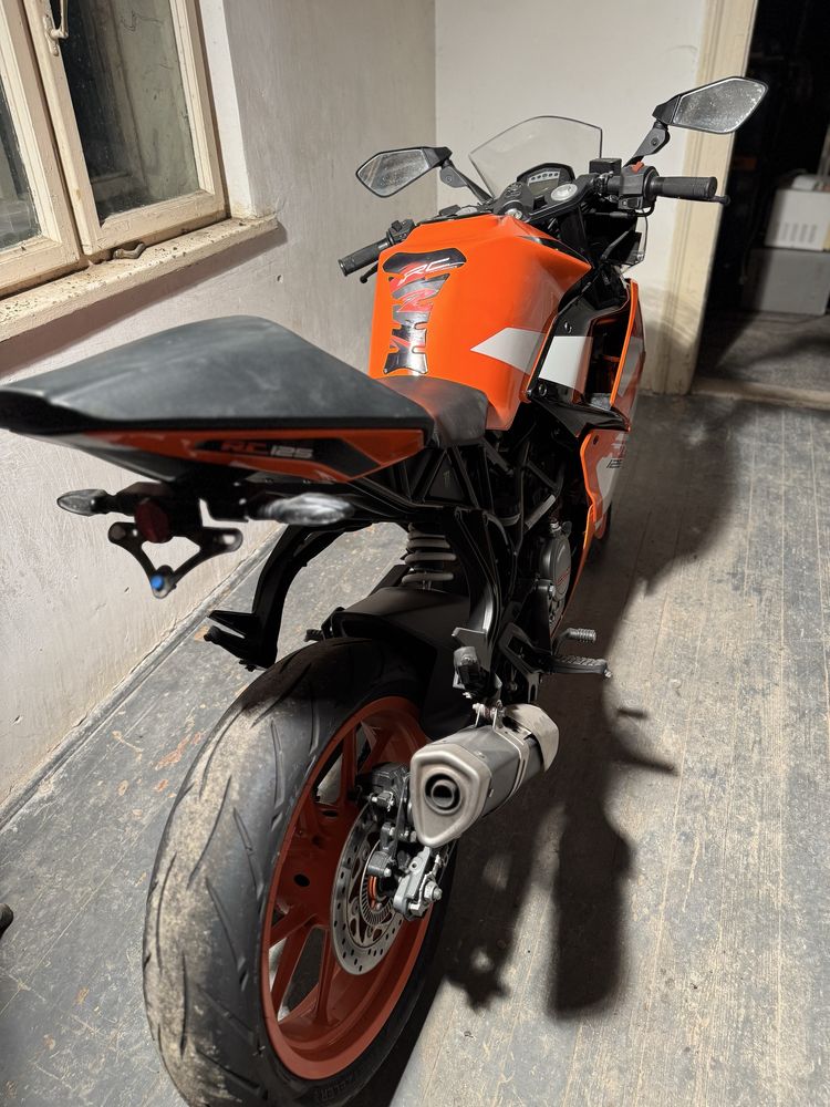 KTM RC 125 – An 2017 – 18.000km IMPECABIL (nu aprilia ,cbr,yzf,exc)