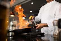 Servicii complete restaurante – Management + Bucătărie + Marketing