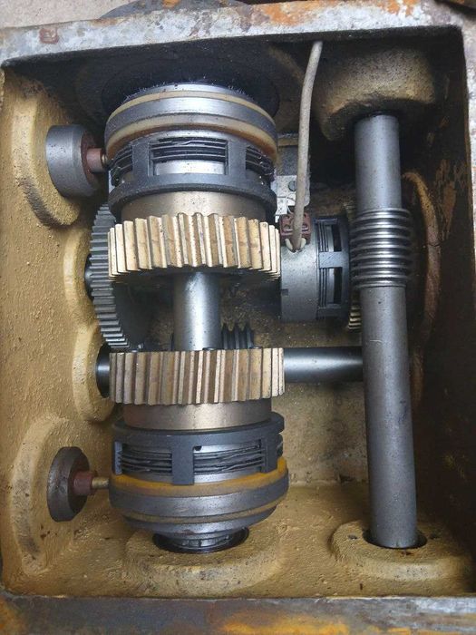 редуктор  координатной 1,2 скоростей новый с Электра магнитный