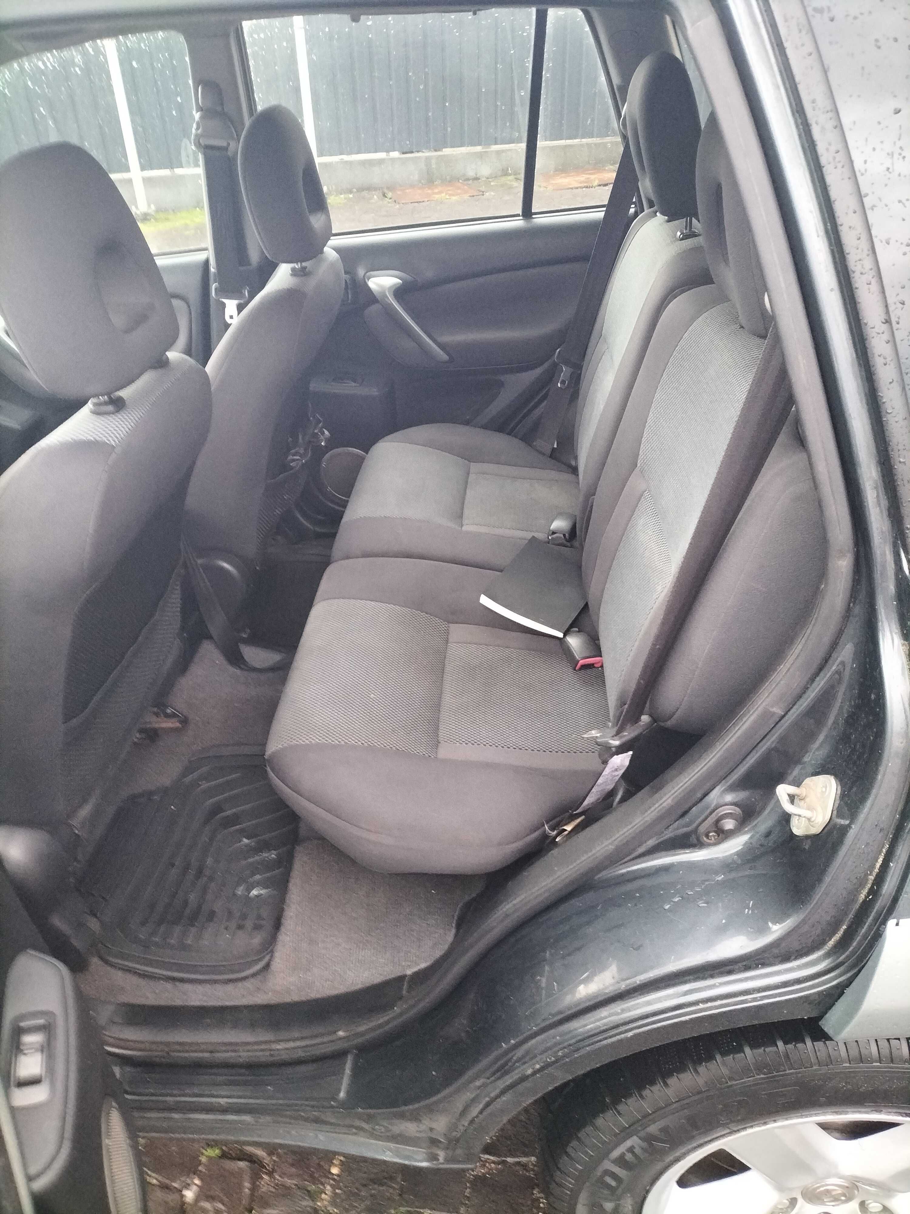 Toyota RAV 4 2004