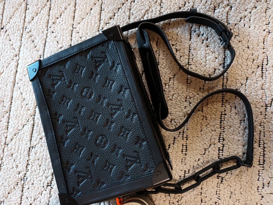 Louis Vuitton чанти