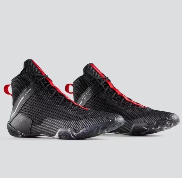 Продается оригинал борцовки Decathlon