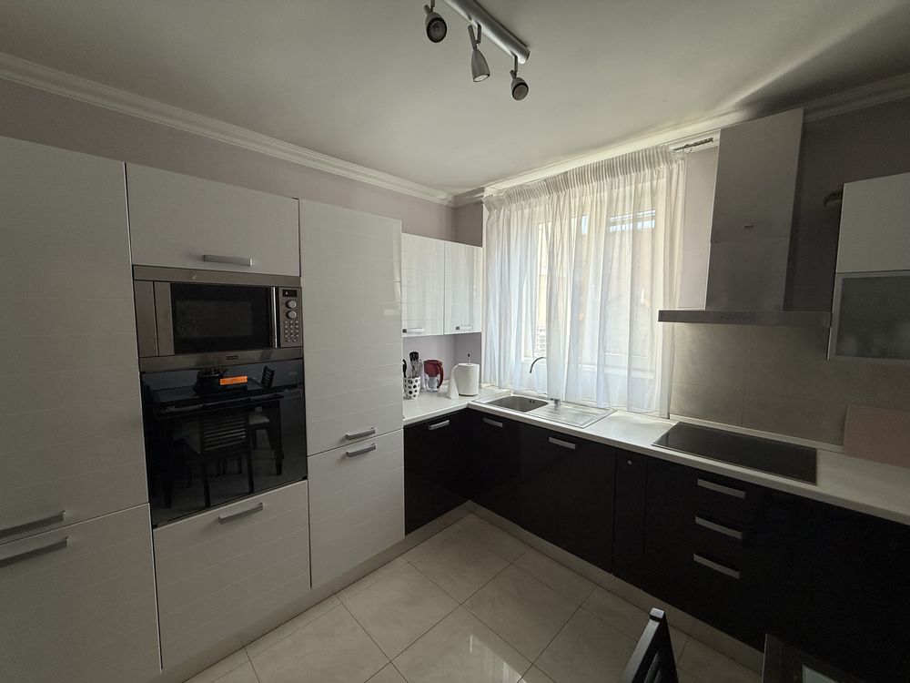 Apartament 4 camere ultra central, 92mp + garaj