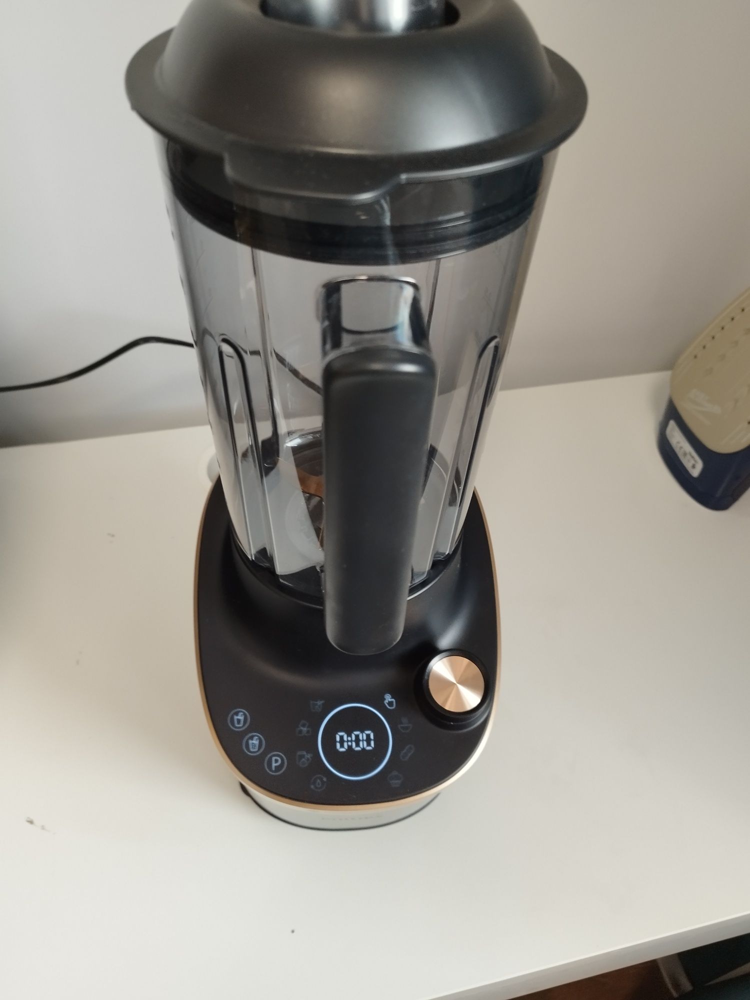 Блендер Philips HR3770 висок клас
