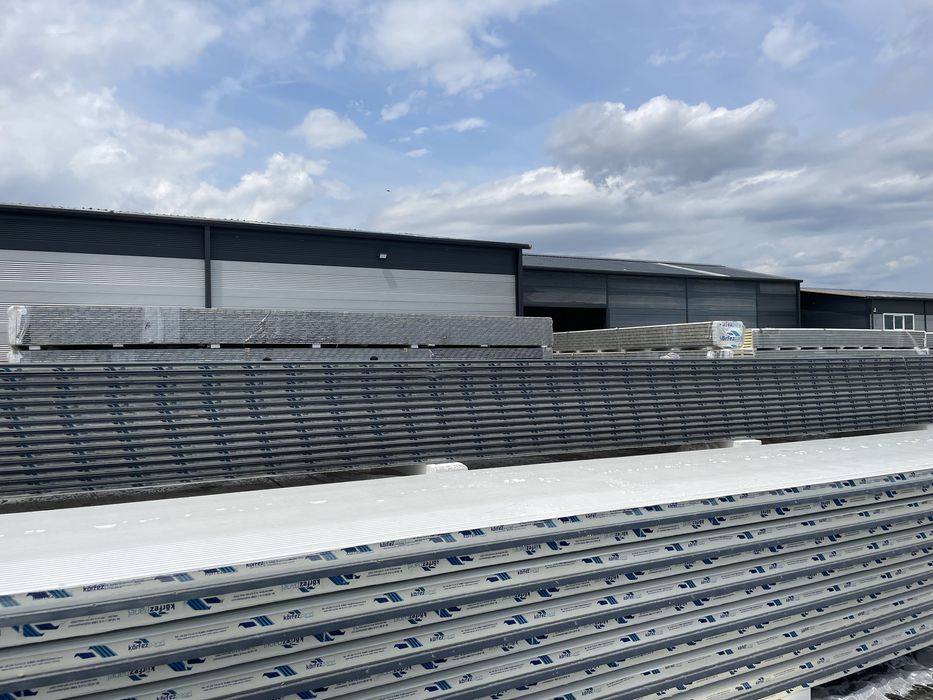 Panou sandwich termoizolant STOC Acoperis / Perete