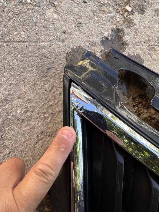 Grilă radiator skoda rapid .