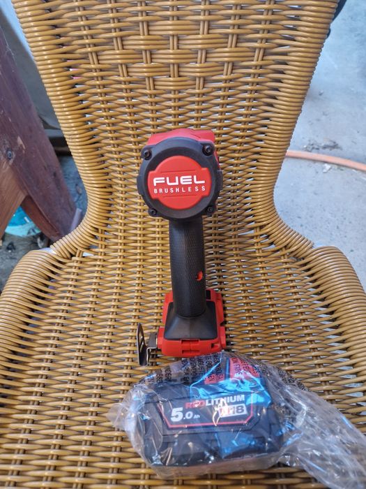 Pistol impact Milwaukee M18 FMTIW2F12 nou 2025