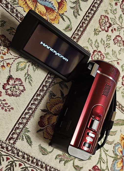 Sony Handycam HDR-CX210