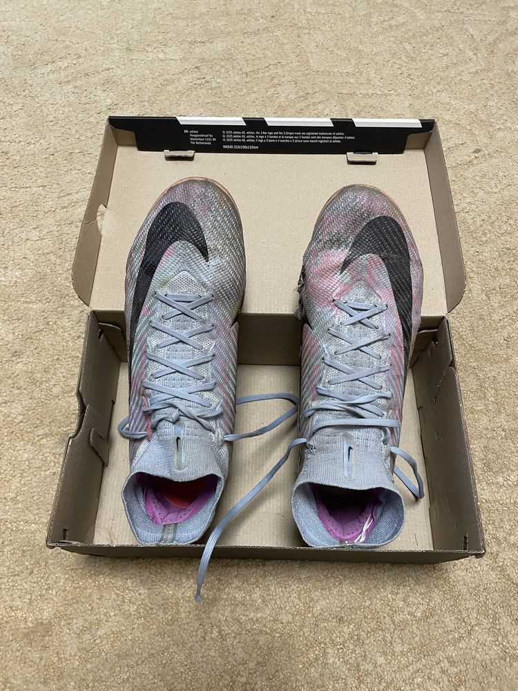Butonki nike mercurial