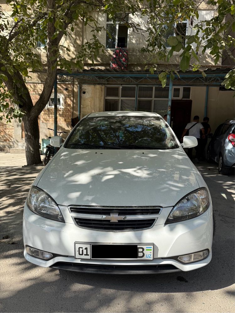 Срочно продаю свой машина