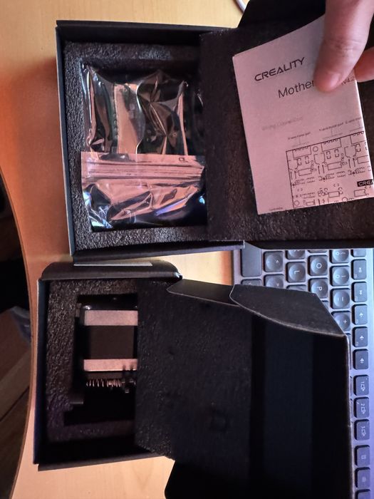 Creality Ender 3 Pro–placă silent,dual-gear, OctoPrint + cameră