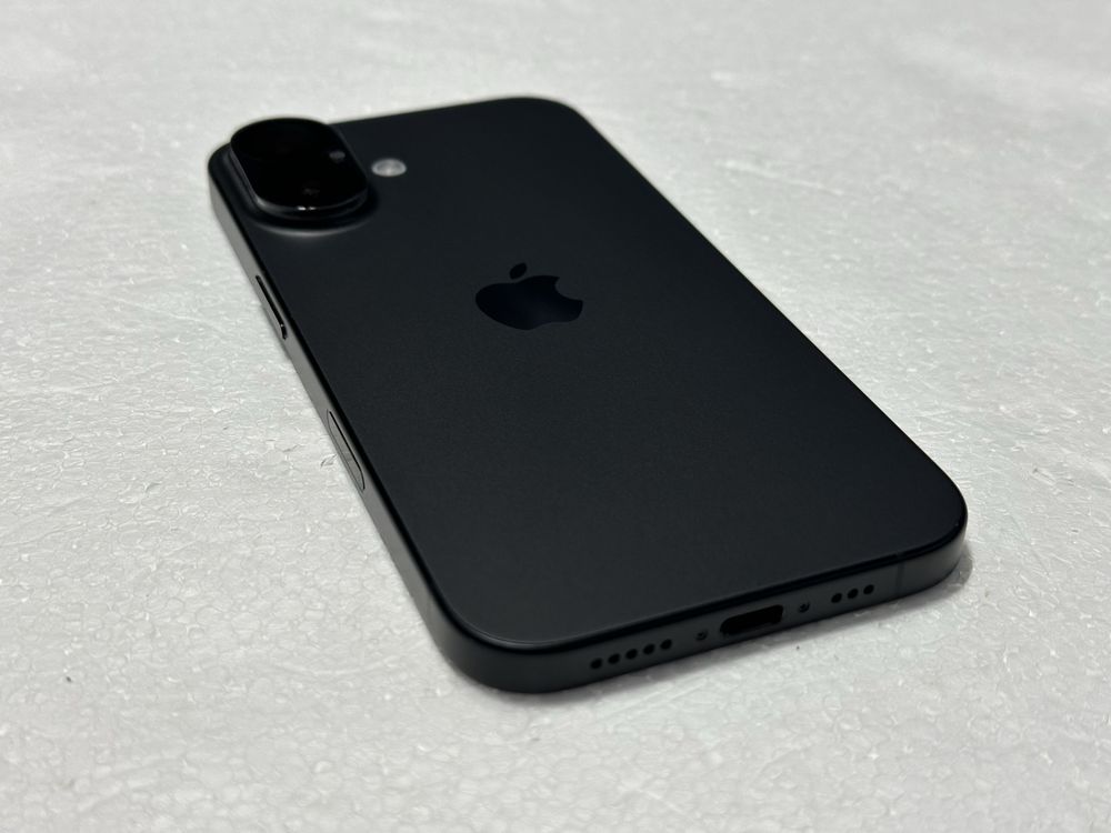 iPhone 16 256Gb Black Neverlocked 100% viata bateriei 55cicluri