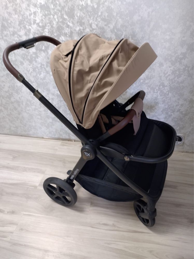 Продам коляску 3 в 1 Tomix Selena
