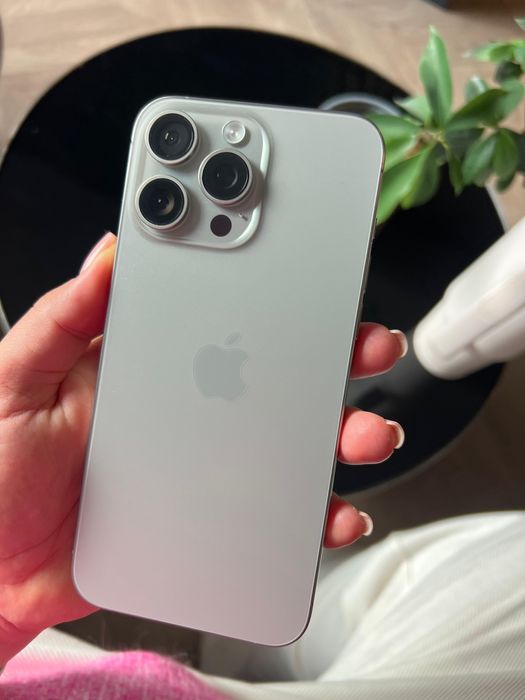 iPhone 15 Pro Max – 256GB – Natural Titanium