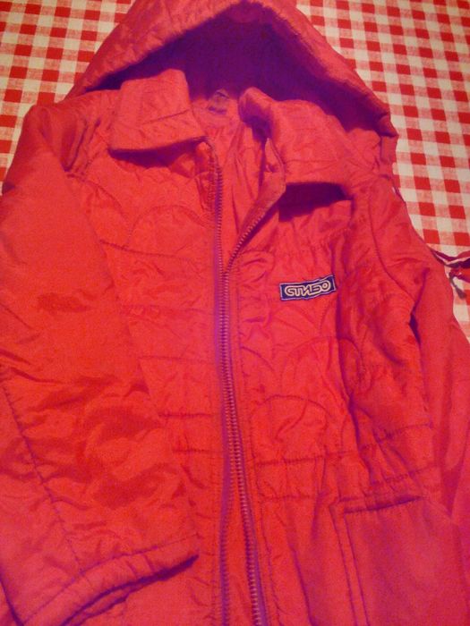 продавам стари детски дрехи всяла по 3 лв.