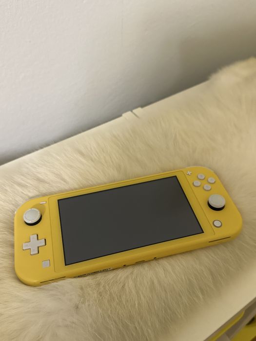 Nintendo Lite Galben