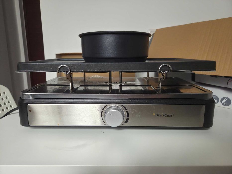 Grătar electric SilverCrest Raclette Grill cu fondue – complet, 80 lei