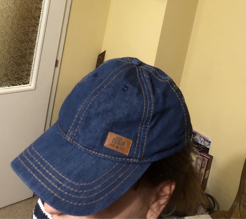 Шапка с козирка “DENIM”- оригинална