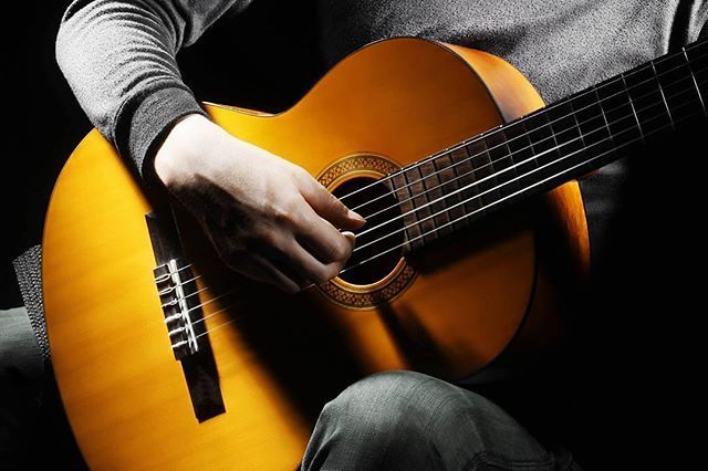 Уроки игры на гитаре - Караганда