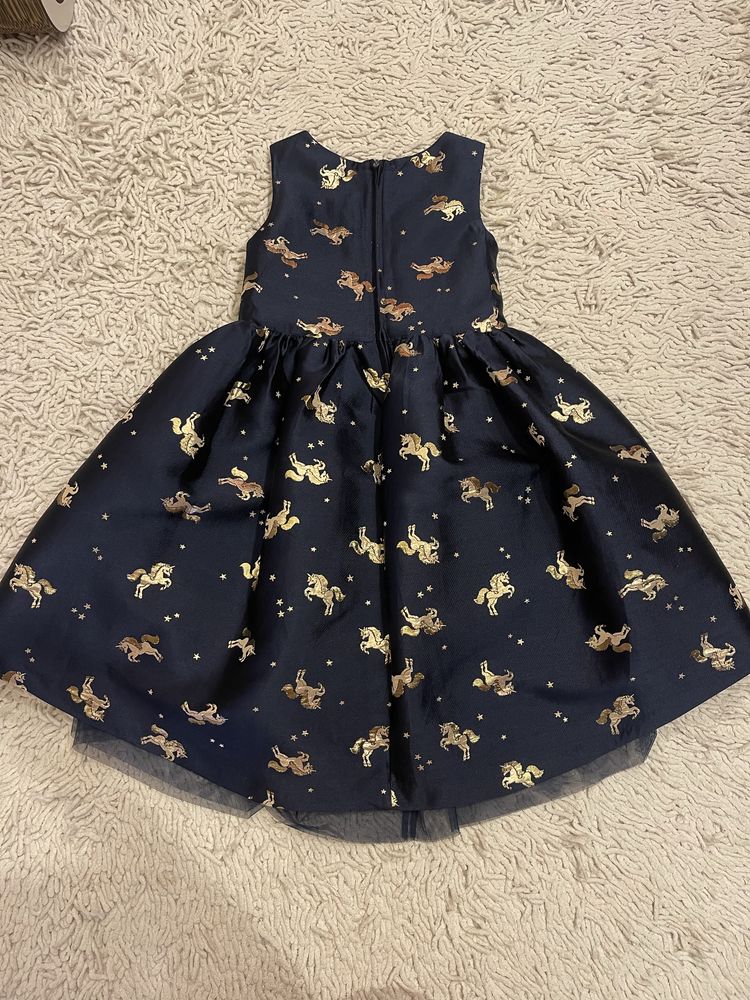 Платье в отличном состоянии H&M.