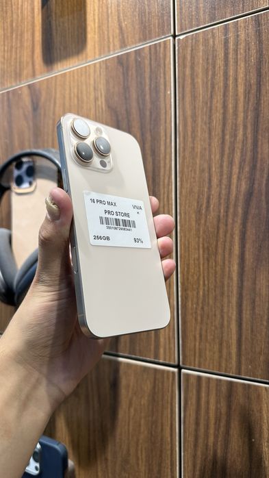 iphone 16 pro max 256gb 93% Naxt va Nasiya savdo