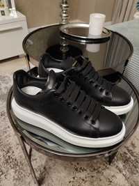 Sneakers McQueen negri 40