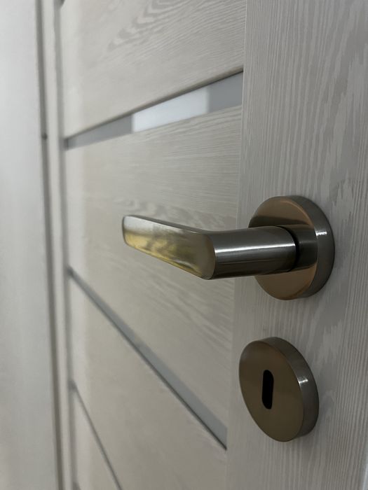 Montaj usi batente si culisante , ferestre si mobila !