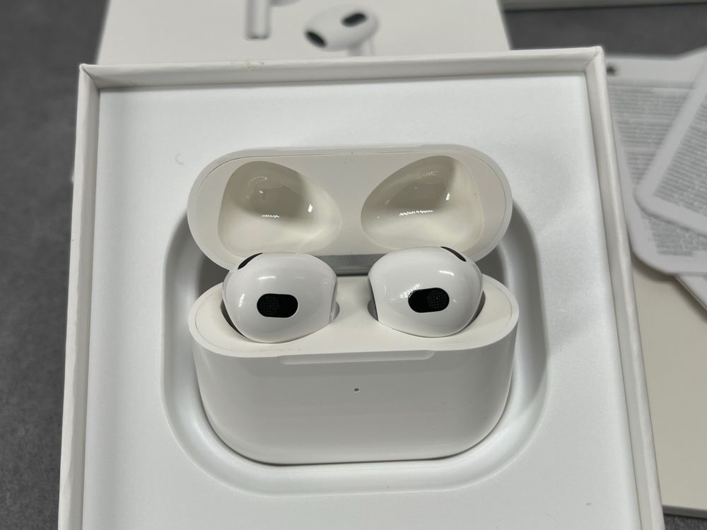 Безжични слушалки Airpods 3 gen