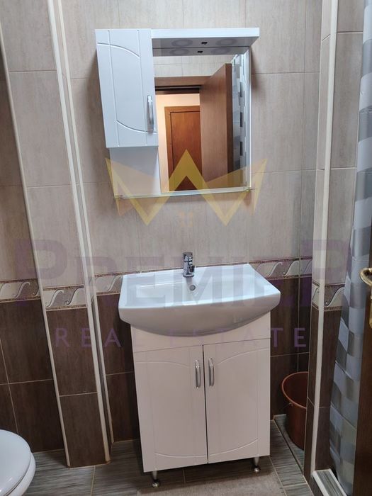 Дава се под наем Двустаен апартамент в Варна, Колхозен пазар - 65 кв.м за 459 € - Снимка #11