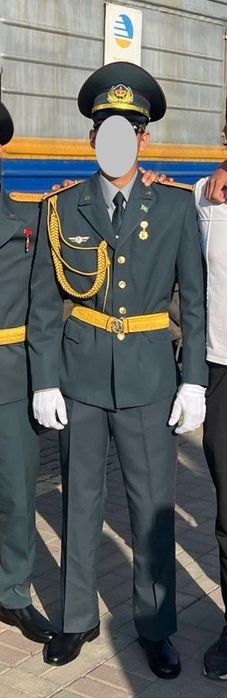 Военный форма парадний