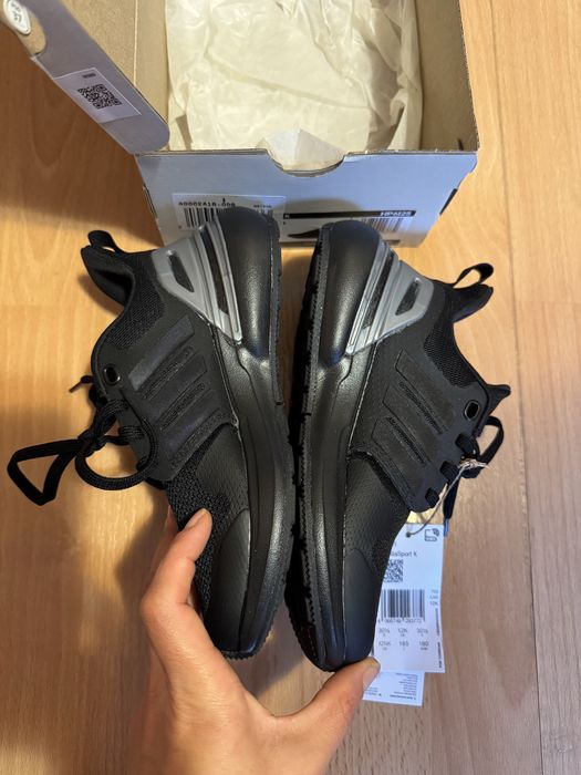 Adidas de alergare pentru copii