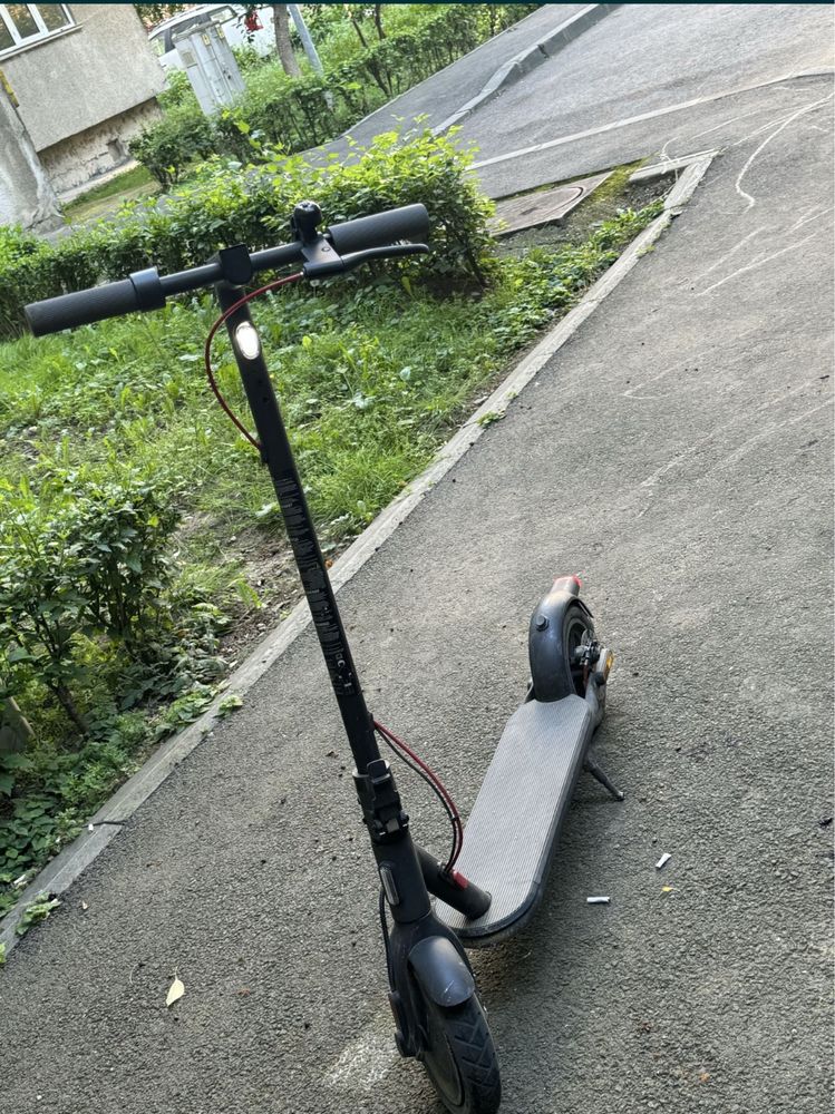 Trotineta electrica xiaomi mi scooter 4