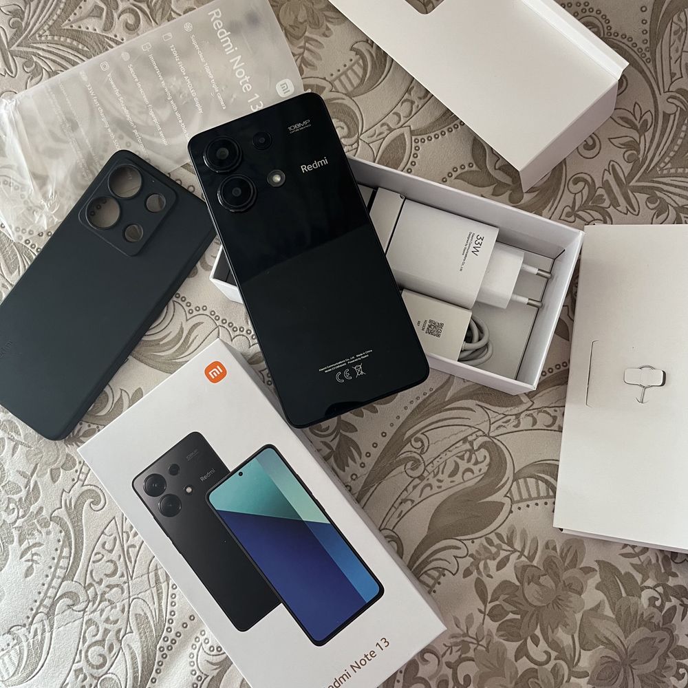Xiaomi Redmi Note 13 8/256 Новый почти