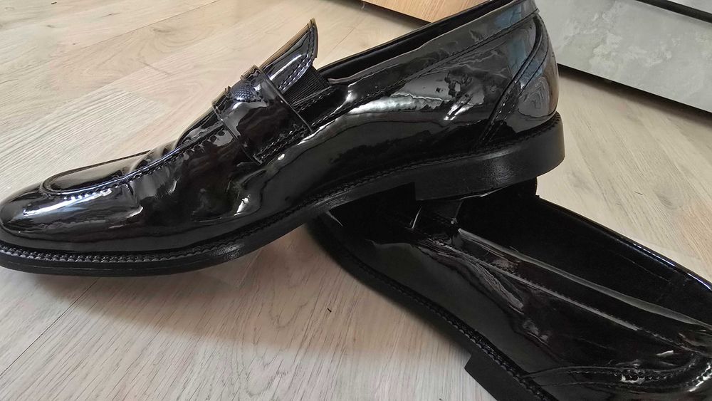 Pantofi tip mocasini, pentru bărbați