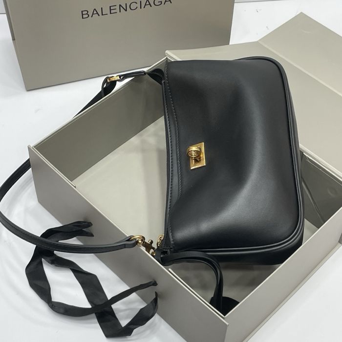 Balenciaga чанта ест.кожа с кутия 449лв